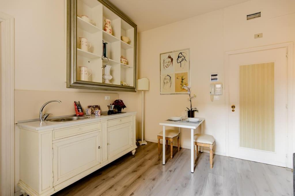Charming Studio Next To The Duomo 피렌체 외부 사진
