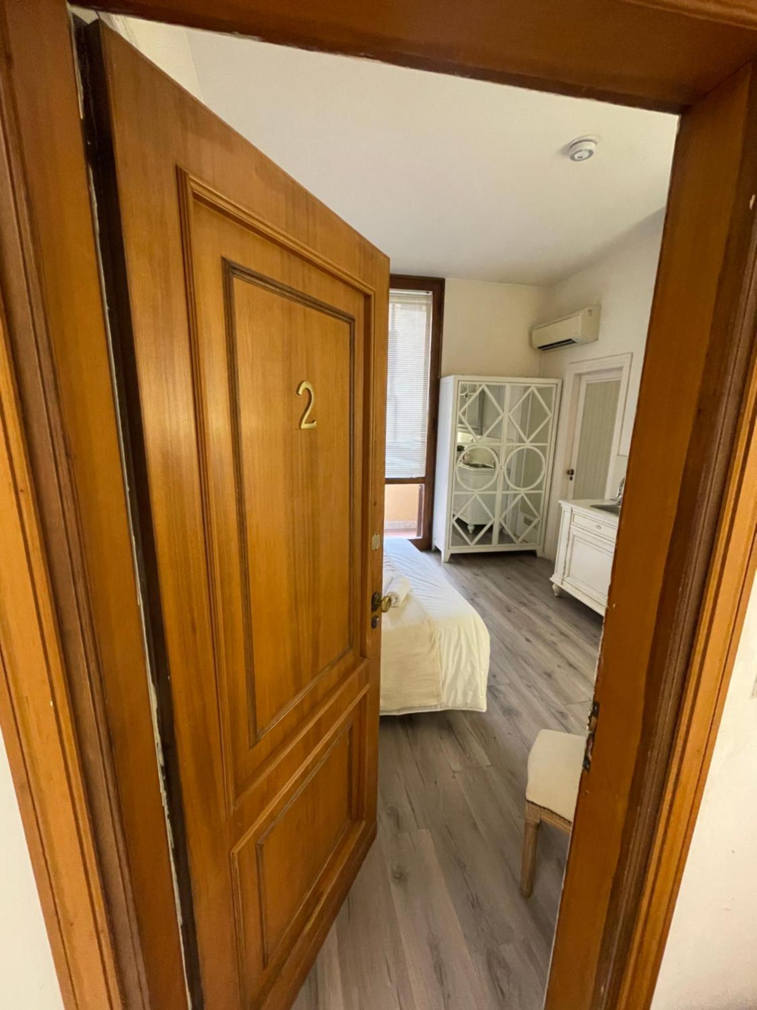 Charming Studio Next To The Duomo 피렌체 외부 사진